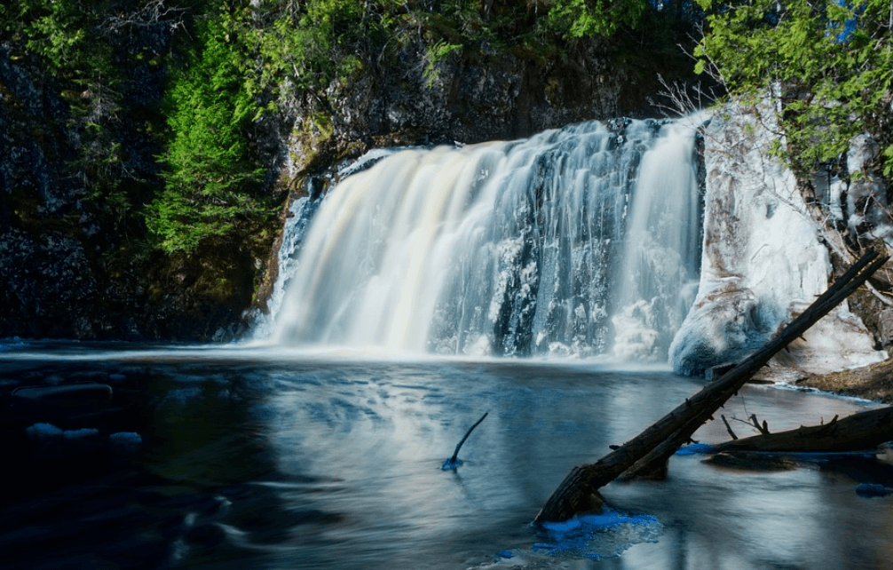 Spruce Creek Minnesota, a fishing destination. Minnesota fishing license required.